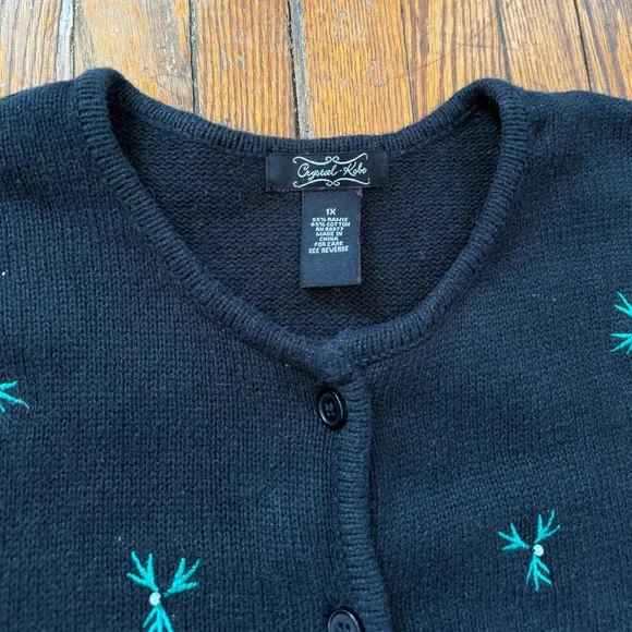 Crystal Kobe Poinsettia Christmas Sweater - Picture 4 of 9